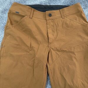 Kuhl Renegade Shorts Men’s 33 Rust Brown Outdoor Casual Hiking Nylon 10” Inseam